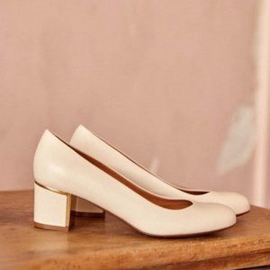 Low Helena Courts Shoes NWT